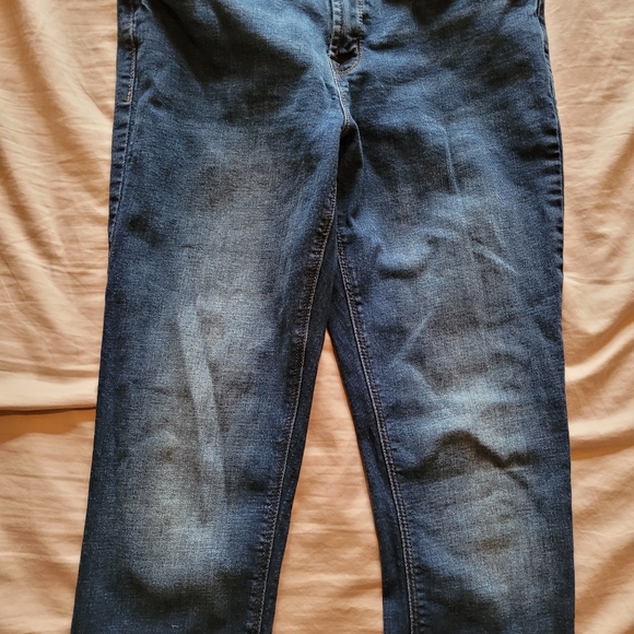 Old Navy Mid Rise Super Skinny Rockstar jeans - 10 long - Picture 3 of 6